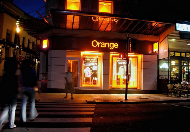 Orange hace una oferta por Jazztel